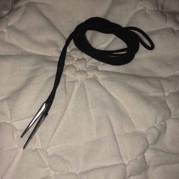 Kendra Scott Jewelry - Kendra Scott Pierce Suede Choker